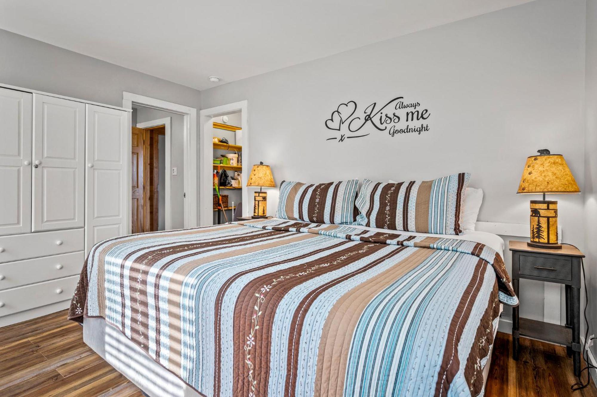 Summer Deals! - 10 Min To Parkway - Mt View- Hot Tub-Cozy Cabin Sevierville Exterior photo